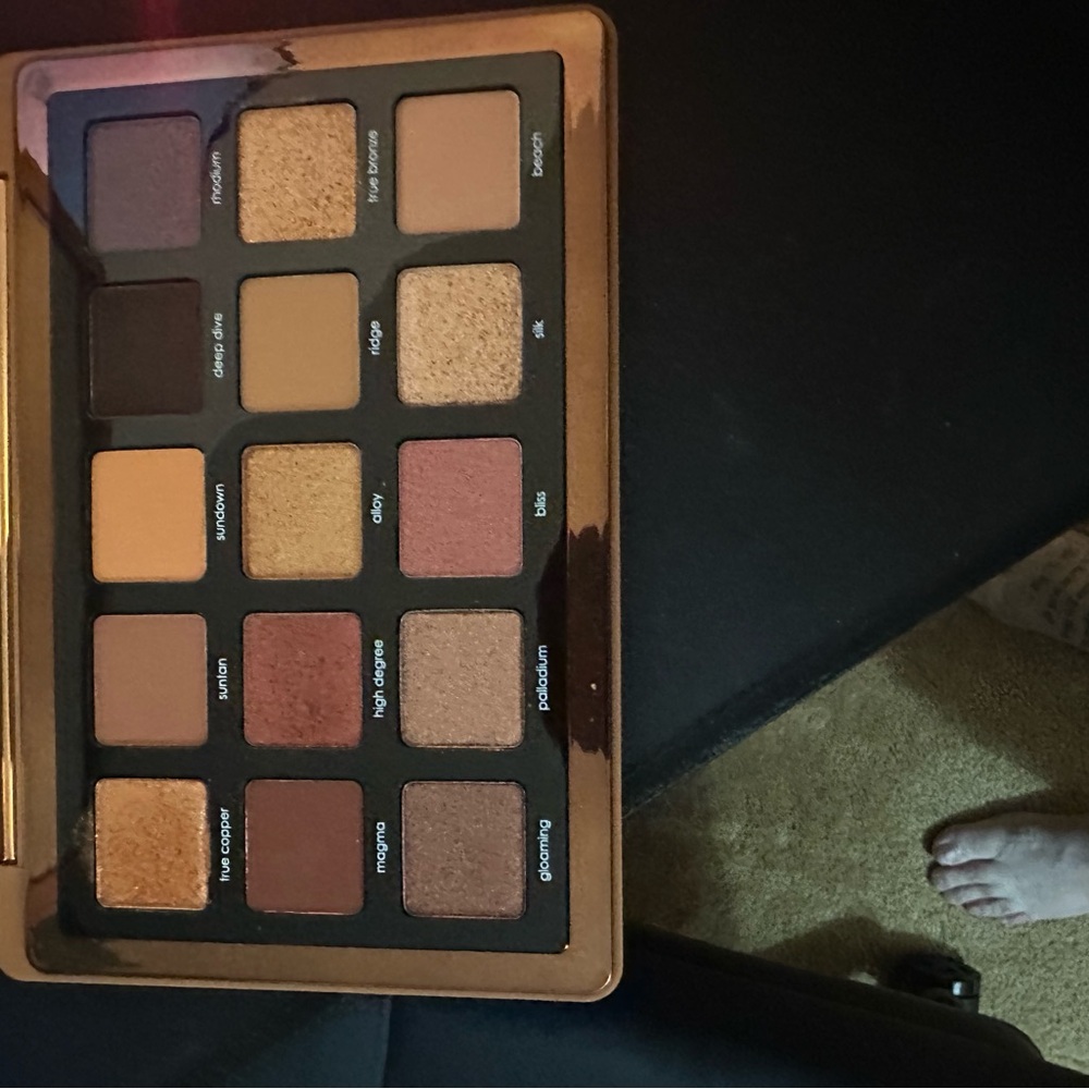 Natasha Denona Radiant Bronze Palette - Picture 2 of 2